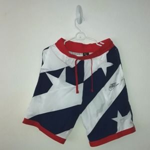 Nike shorts Olympic colorway men size small